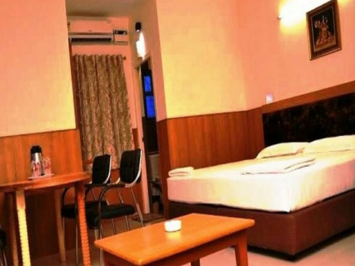 Hotel J Maariot Erode Exterior photo